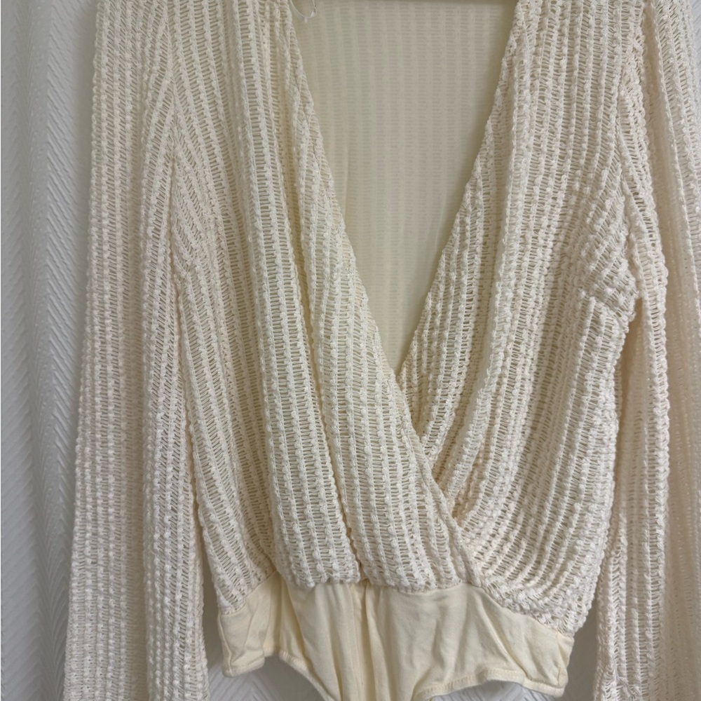 Lulu's Ivory Ribbed V-Neck Bodysuit - Picture 2 of 9